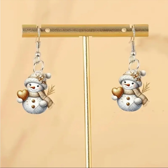 ⛄️🎄Snowman Acrylic Dangle Earrings - Picture 4 of 10